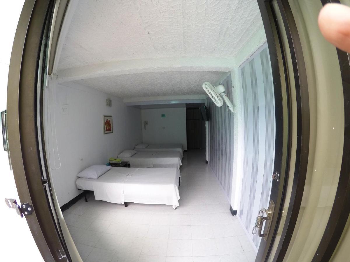 Sky Club Eco Hotel Belen de Umbria Екстериор снимка
